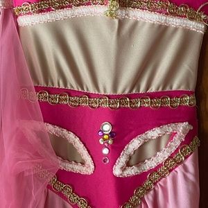 I Dream of Jeanie (Genie costume)